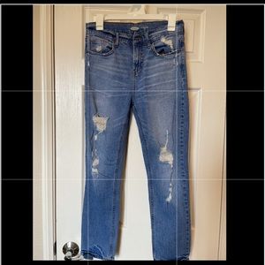 Old navy ripped mom jeans